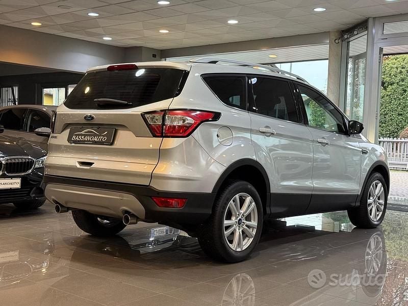 Usata Ford Kuga Business Edition 120 CV (88 kW) 2020 Grigio SUV