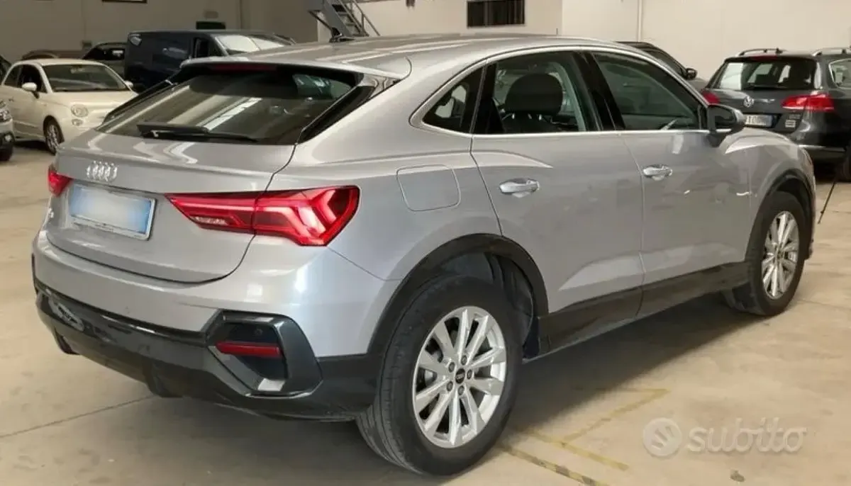 Usata Audi Q3 Sportback 150 CV (110 kW) 2021 Grigio SUV
