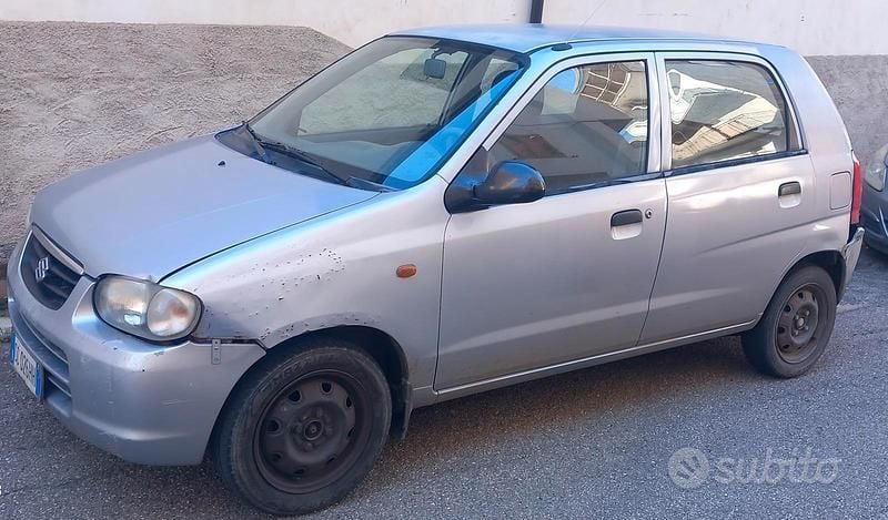 Usata Suzuki Alto 63 CV (46 kW) 2002 Utilitaria