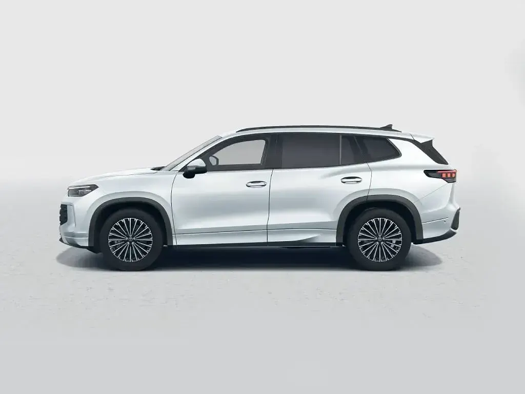 Nuova VW Tayron Edition 150 CV (110 kW) 2026 Dolomite silver metallizzato SUV