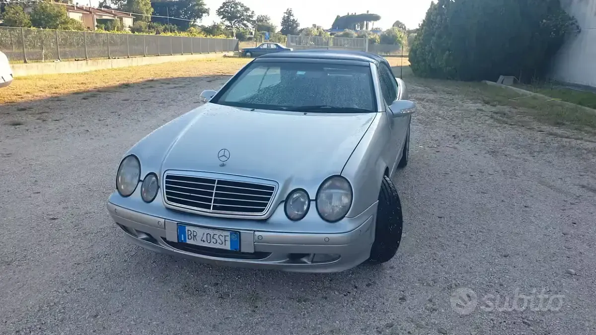 Usado Mercedes CLK230 Avantgarde 192 CV (141 kW) 2001 Gris Descapotable