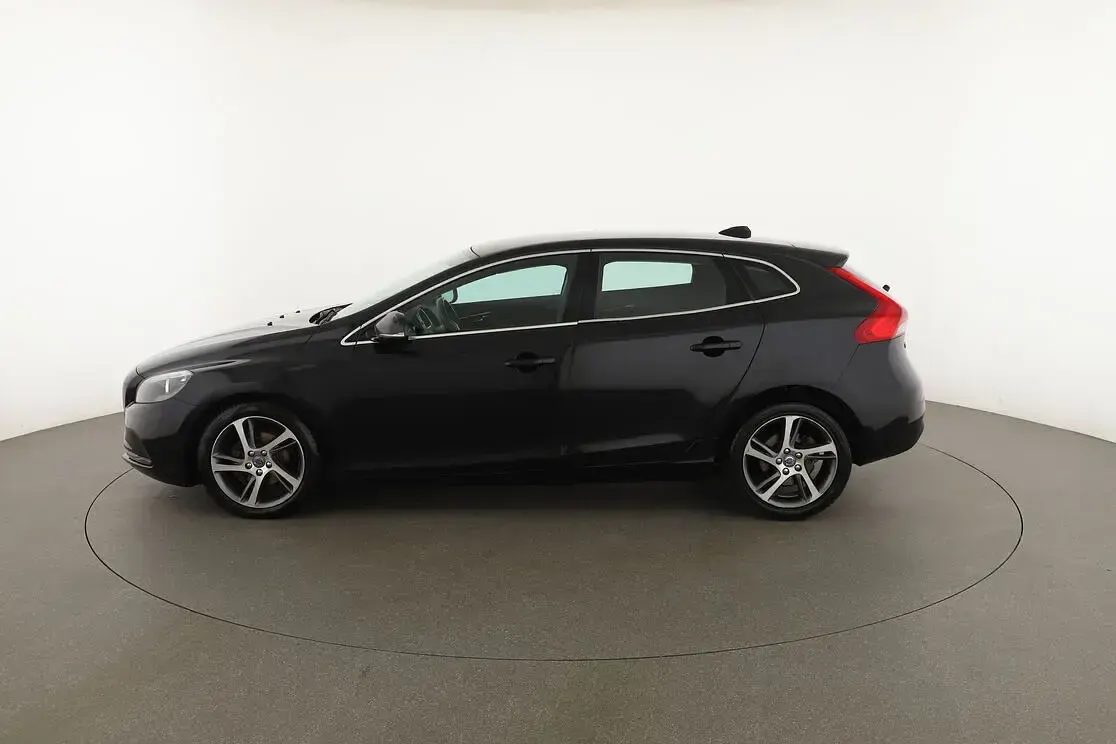 Usata Volvo V40 Momentum 115 CV (84 kW) 2015 Grigio