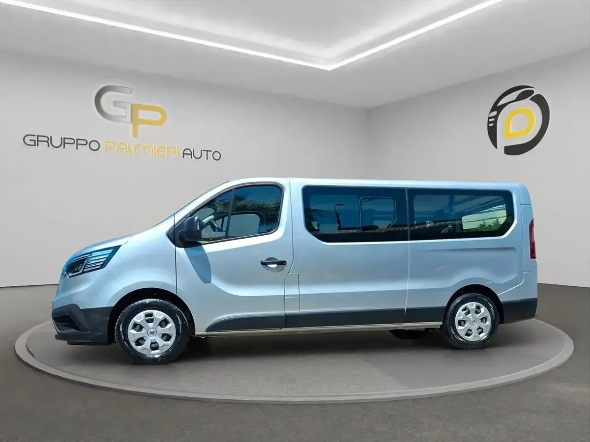 Usata Renault Trafic Equilibre 149 CV (109 kW) 2024 Argento