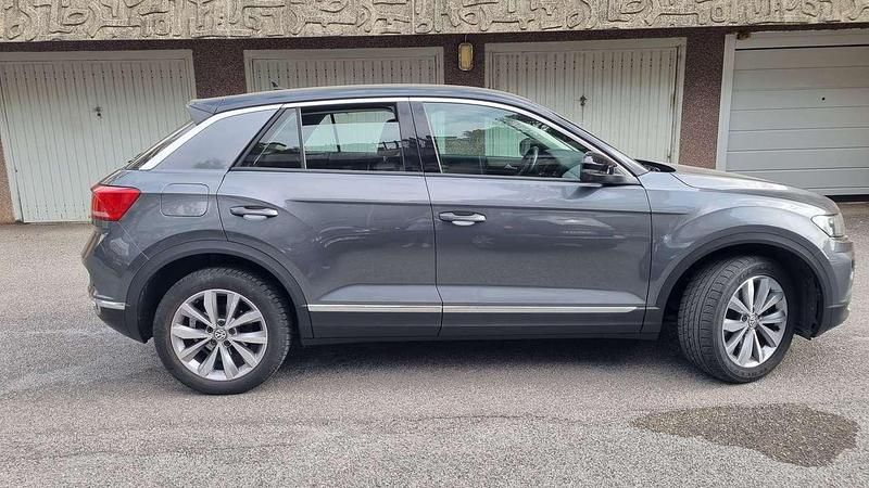 Usata VW T-Roc Advance 150 CV (110 kW) 2018 Argento SUV