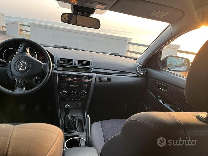 Usata Mazda 3 105 CV (77 kW) 2009 Grigio Berlina