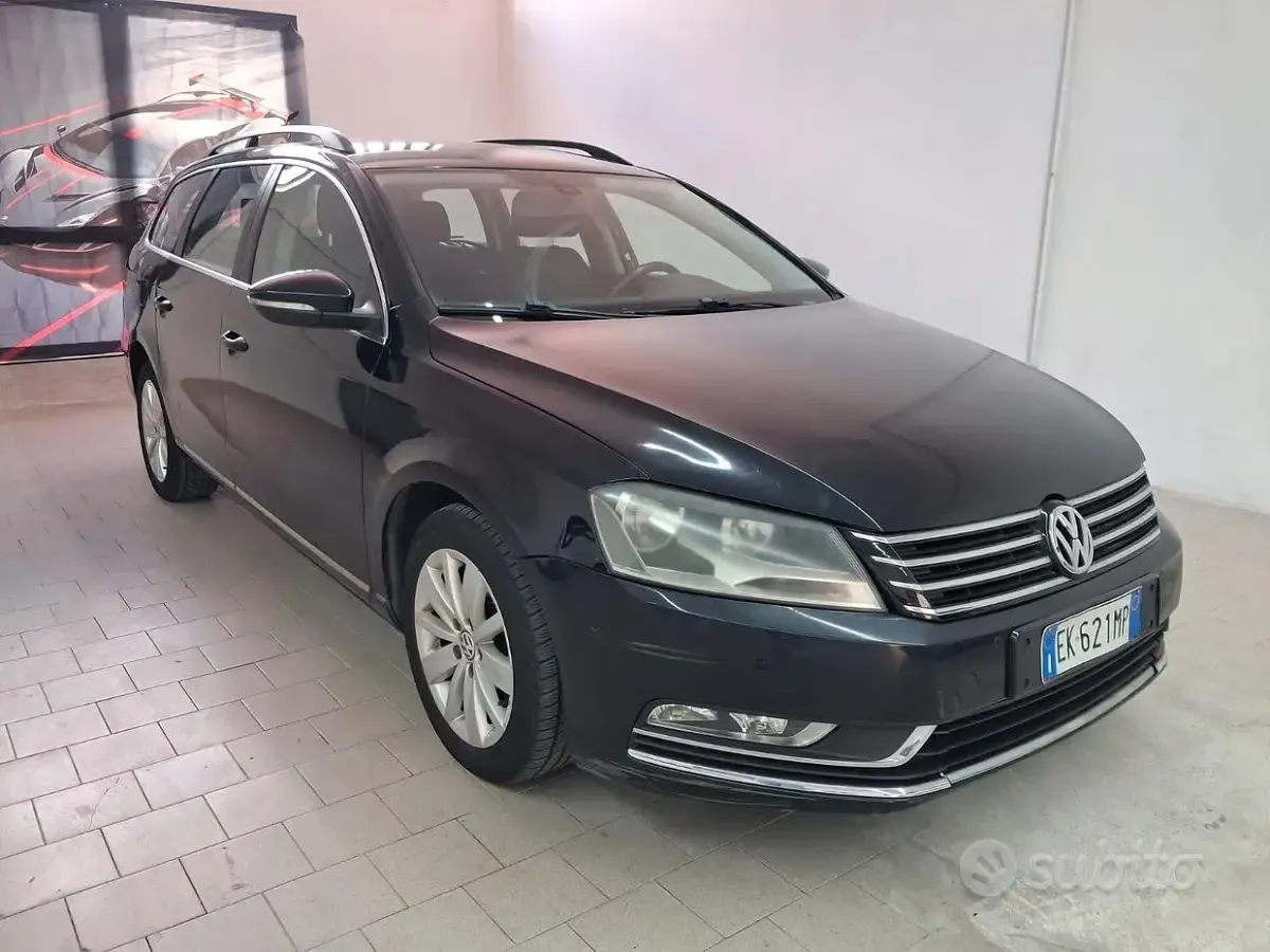Usata VW Passat 140 CV (102 kW) 2011 Nero Station wagon