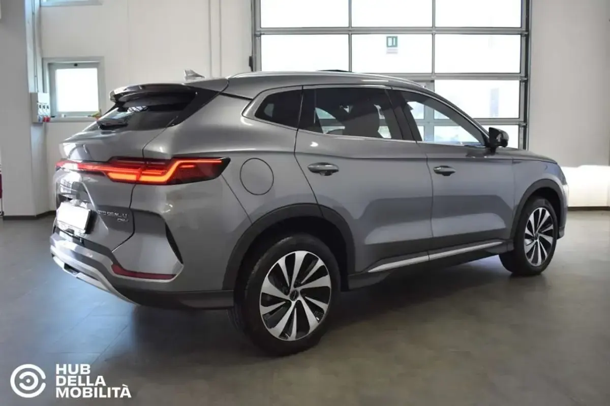 Usata BYD Seal U Boost 98 CV (72 kW) 2025 Grigio SUV