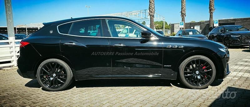 Usata Maserati GranSport 350 CV (257 kW) 2019 Nero Station wagon