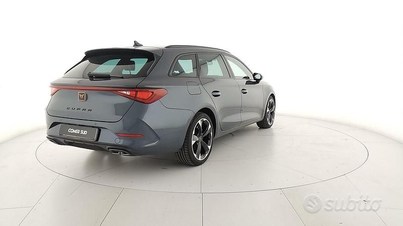 Usata Cupra Leon 150 CV (110 kW) 2023 Grigio Station wagon