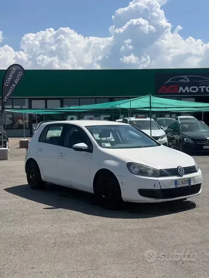 Usado VW Golf VI United 80 CV (58 kW) 2011 Blanco Utilitario