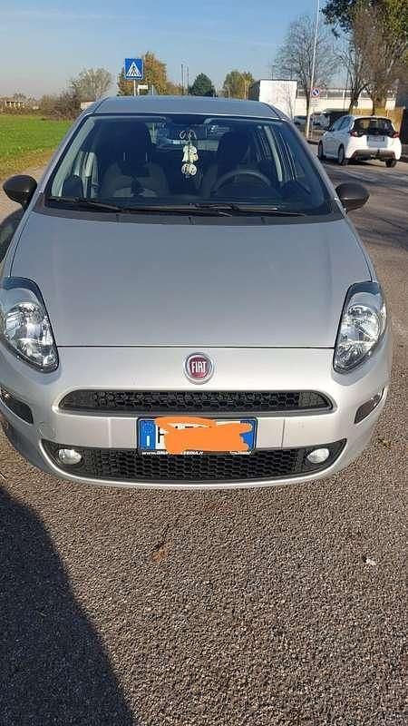 Usata Fiat Punto Street 77 CV (56 kW) 2017 Berlina