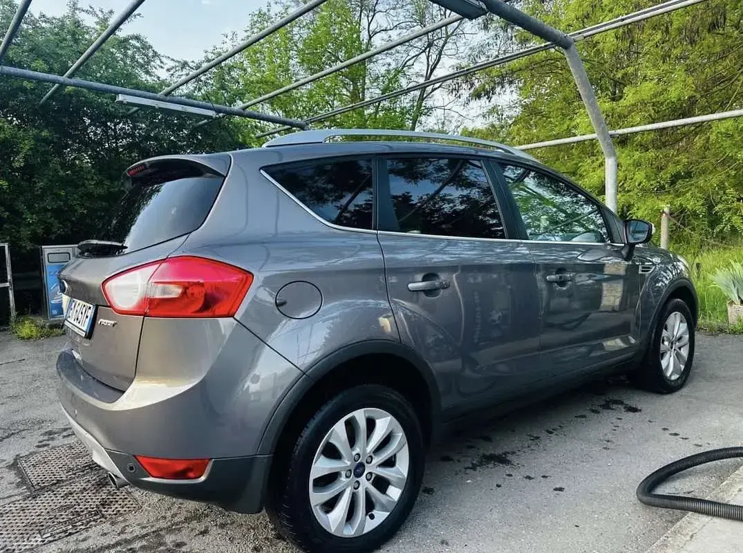 Usata Ford Kuga Titanium 163 CV (119 kW) 2012 SUV