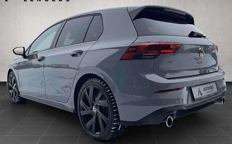 Usata VW Golf VIII GTI 245 CV (180 kW) 2023 Grigio Berlina