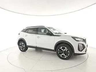Usata Peugeot 2008 Allure 145 CV (106 kW) 2025 Grigio SUV