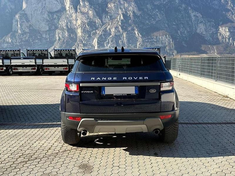 Usata Land Rover Range Rover evoque 179 CV (131 kW) 2018 Blu/azzurro SUV