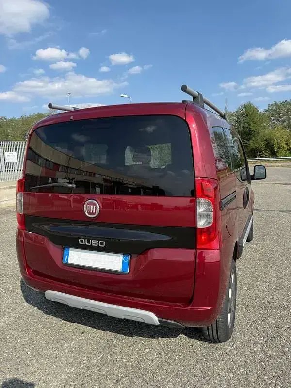 Usata Fiat Qubo Trekking 80 CV (58 kW) 2019 Rosso Monovolume