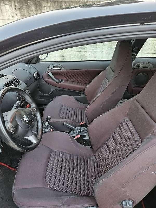 Usata Alfa Romeo 147 GTA 252 CV (185 kW) 2005 Utilitaria