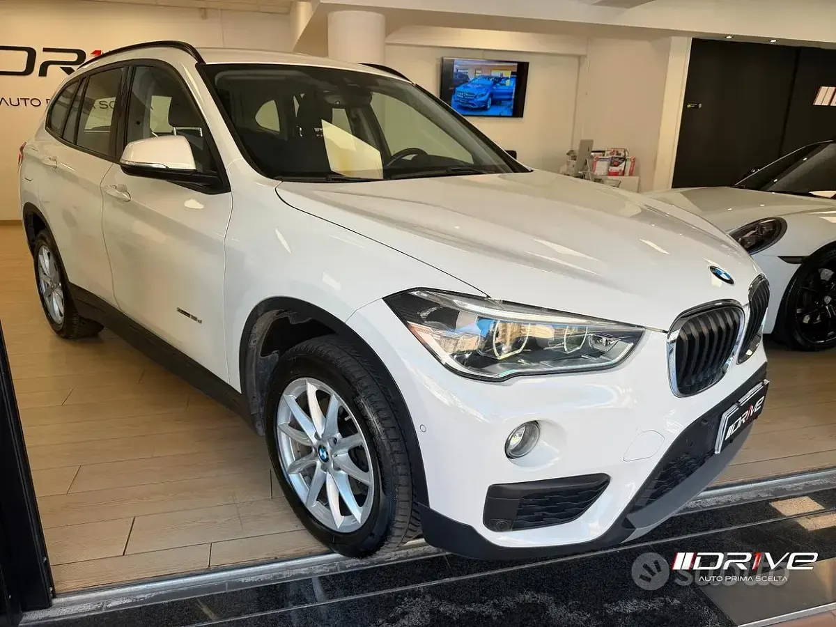 Usata BMW X1 Efficient Dynamics 150 CV (110 kW) 2017 Bianco SUV
