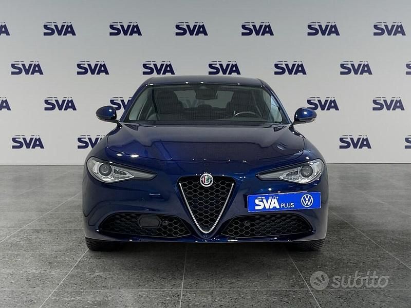 Usata Alfa Romeo Giulia Executive 160 CV (117 kW) 2020 Blu Berlina