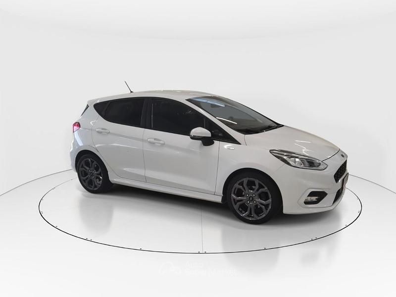 Usata Ford Fiesta ST-Line 86 CV (63 kW) 2018 Bianco Utilitaria