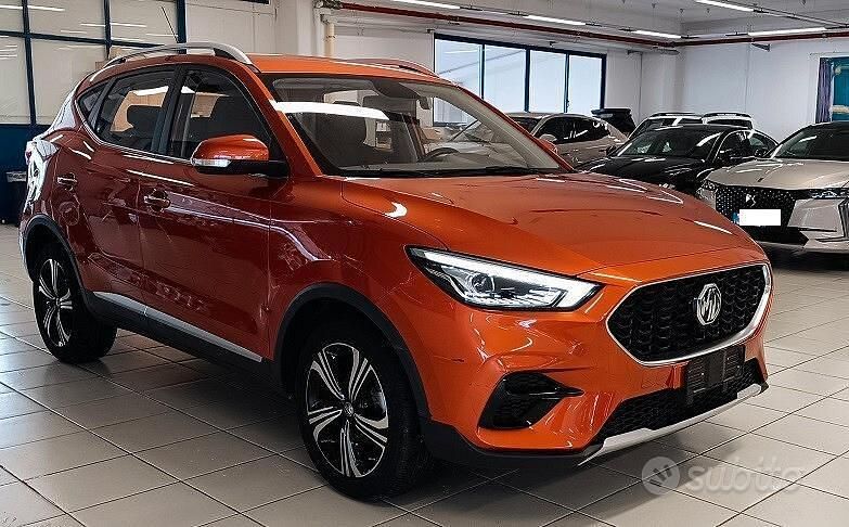 Usata MG ZS Luxury 106 CV (77 kW) 2023 Arancione SUV