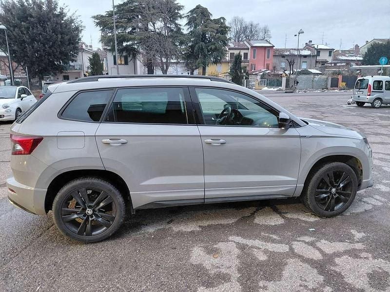 Usata Skoda Karoq SportLine 150 CV (110 kW) 2021 Grigio SUV