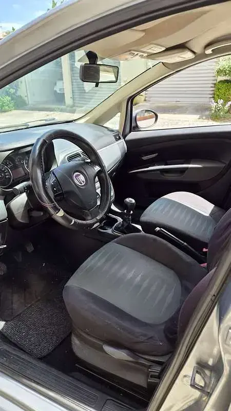 Usata Fiat Grande Punto Dynamic 90 CV (66 kW) 2007 Utilitaria