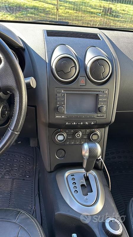 Usata Nissan Qashqai 150 CV (110 kW) 2010 Nero SUV