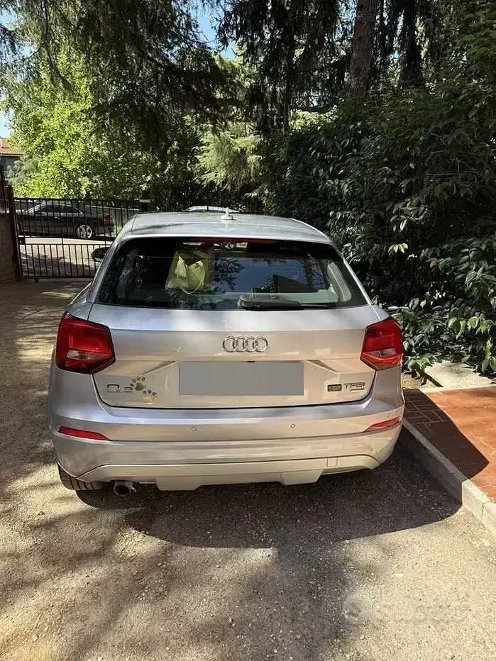 Usata Audi Q2 Design 116 CV (85 kW) 2022 Grigio SUV