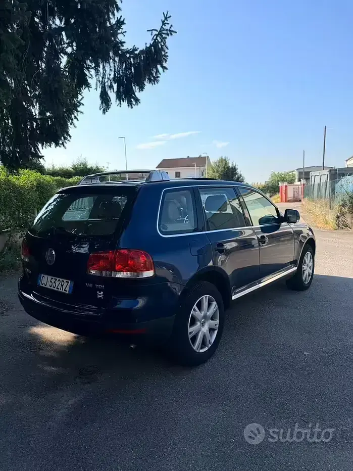 Usata VW Touareg 224 CV (164 kW) 2005 Bluazzurro SUV