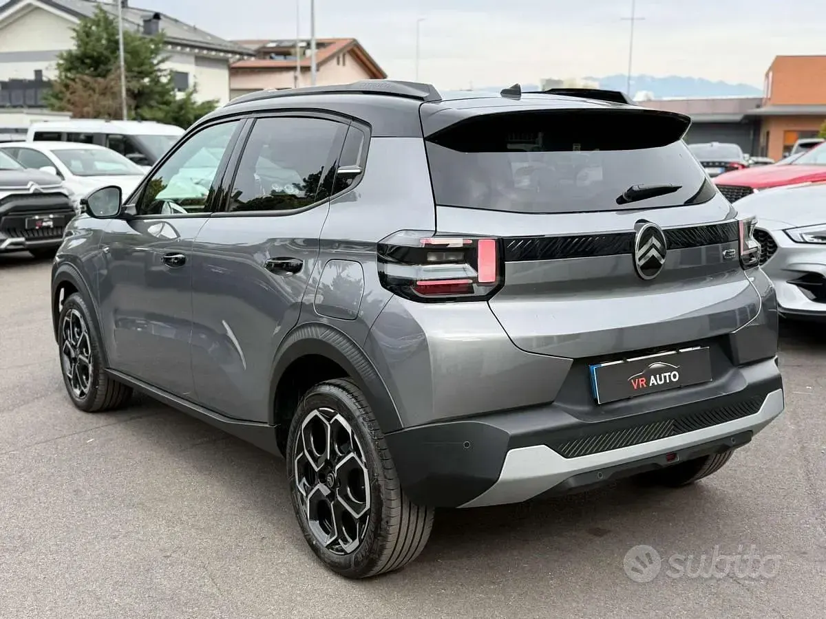 Begagnad Citroën C3 PureTech 101 HK (74 kW) 2025 Grå SUV