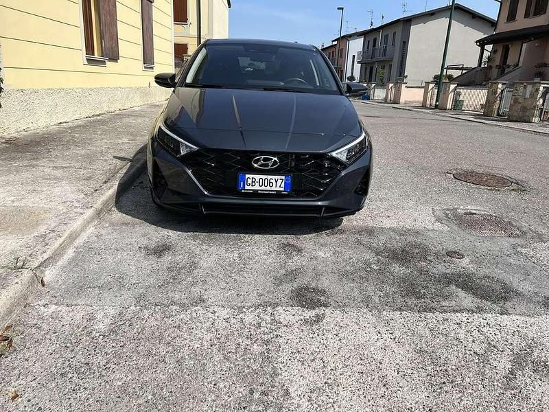 Usata Hyundai i20 101 CV (74 kW) 2020 Utilitaria