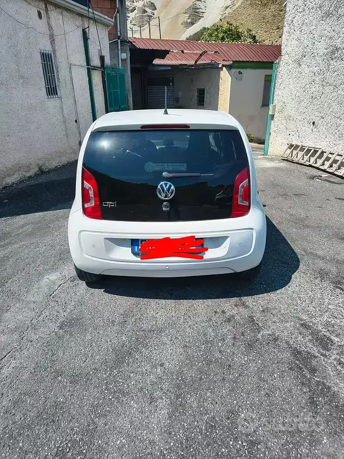 Usata VW up! 75 CV (55 kW) 2013 Bianco Utilitaria