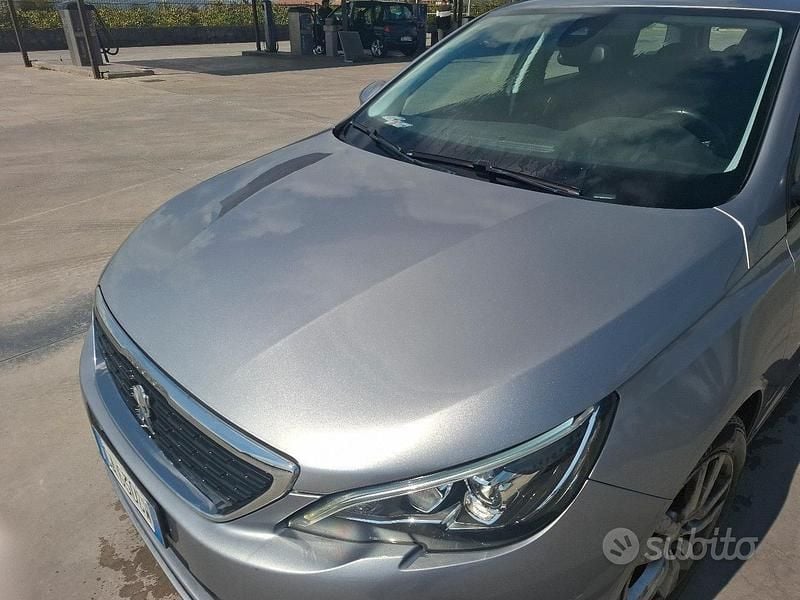 Usata Peugeot 308 SW 131 CV (96 kW) 2020 Grigio Station wagon