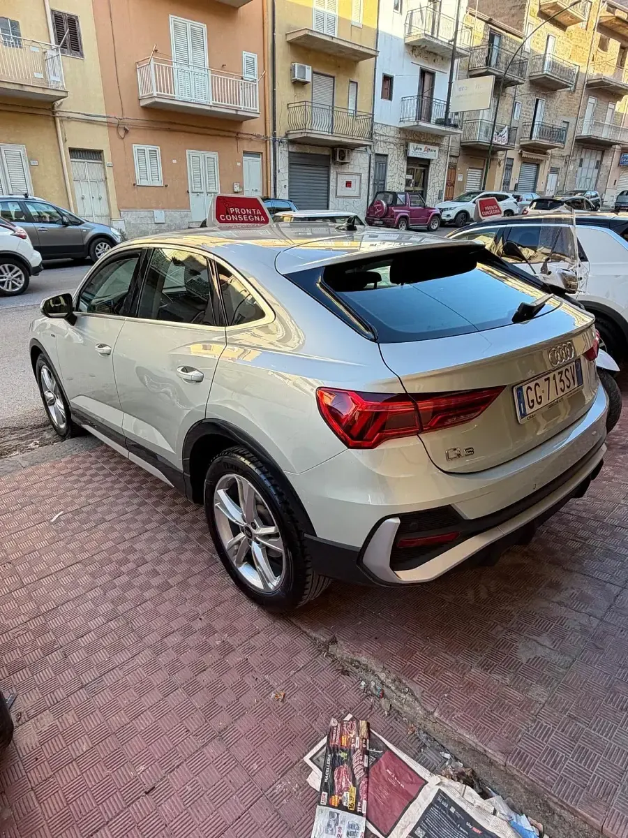 Usata Audi Q3 150 CV (110 kW) 2022 Oro SUV