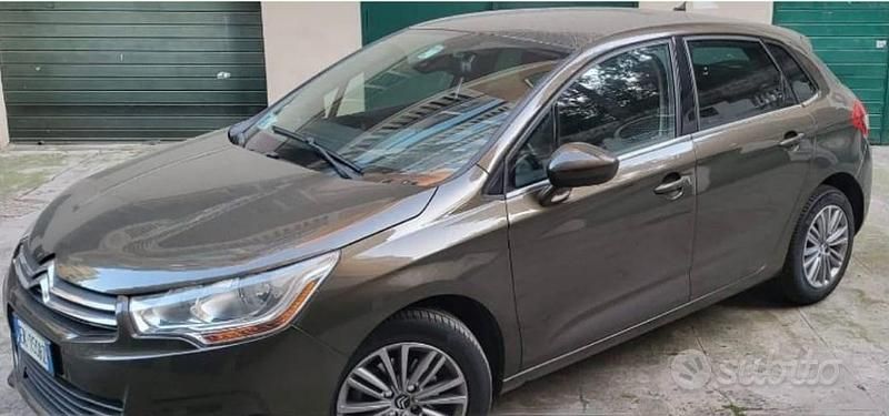 Usata Citroën C4 112 CV (82 kW) 2011 Marrone Berlina