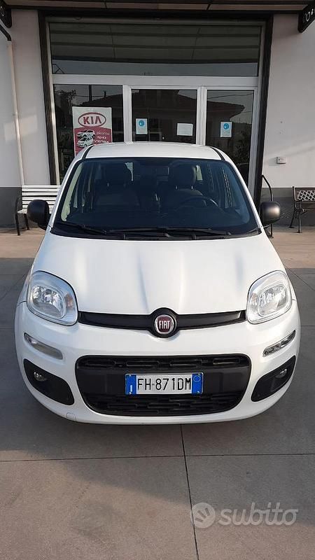 Usata Fiat Panda Easy 95 CV (69 kW) 2017 Bianco Berlina