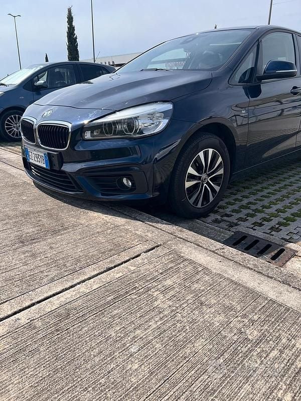 Usata BMW 218 2015 Blu Monovolume