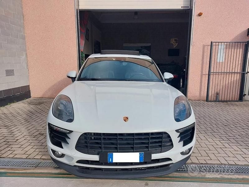 Usata Porsche Macan Sport 250 CV (183 kW) 2015 Bianco SUV