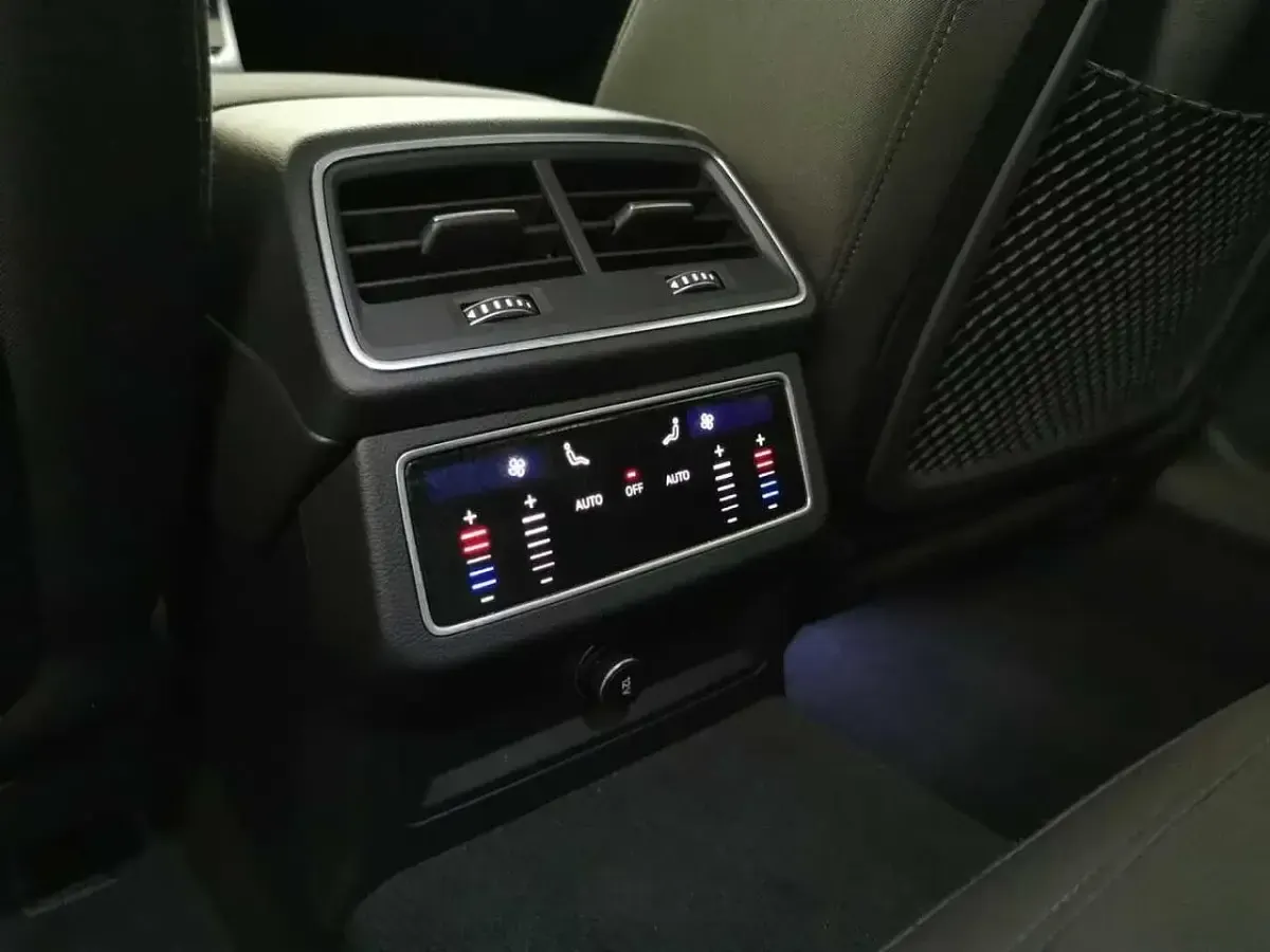 Usata Audi A6 S-Line 2025 Grigio Station wagon
