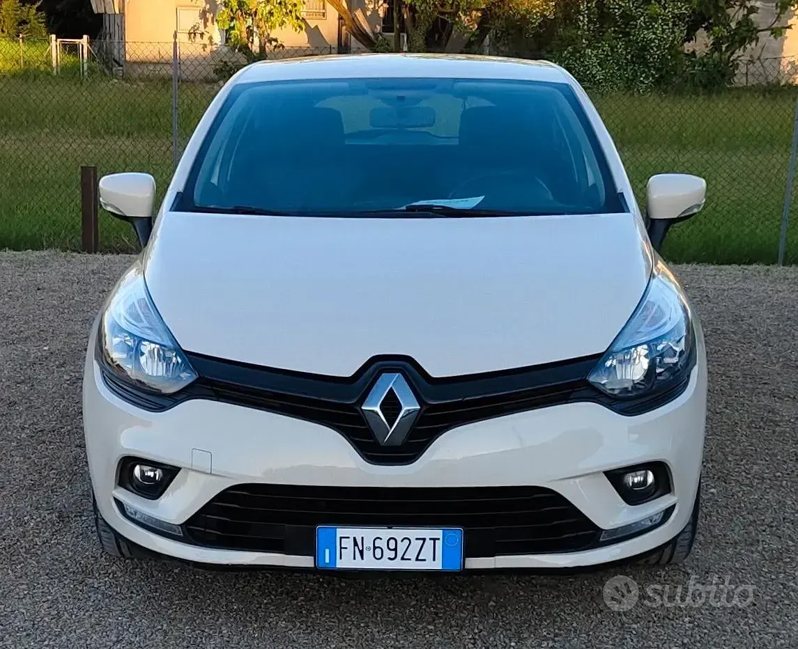 Usata Renault Clio IV 75 CV (55 kW) 2018 Bianco Berlina