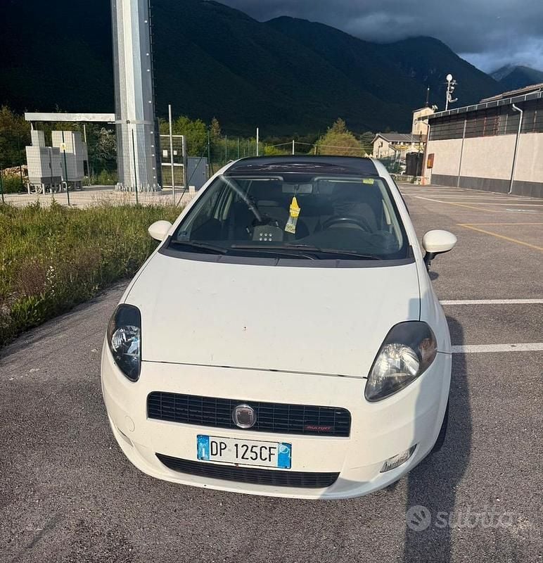 Usata Fiat Punto Sport 90 CV (66 kW) 2008 Berlina