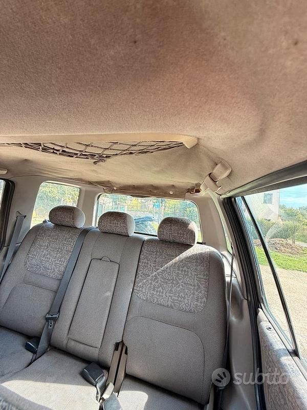 Usata Land Rover Freelander 97 CV (71 kW) 1998 Grigio SUV