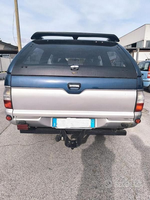 Usata Mitsubishi L 2003 Blu SUV