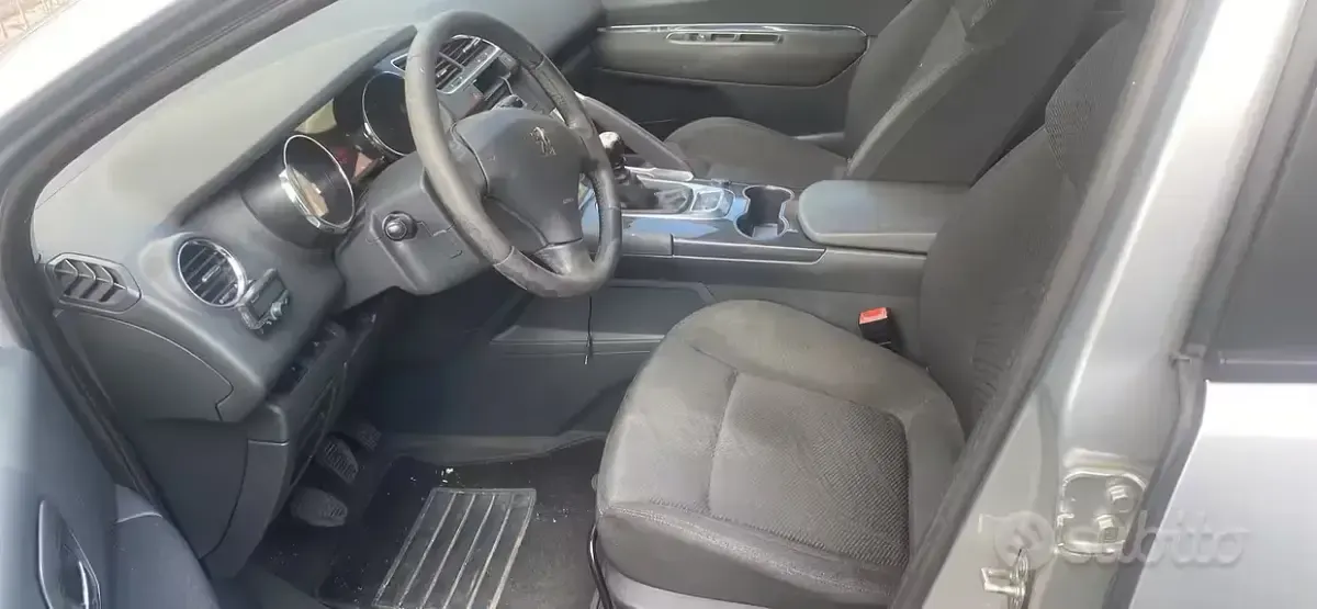 Usata Peugeot 3008 109 CV (80 kW) 2009 Grigio Station wagon
