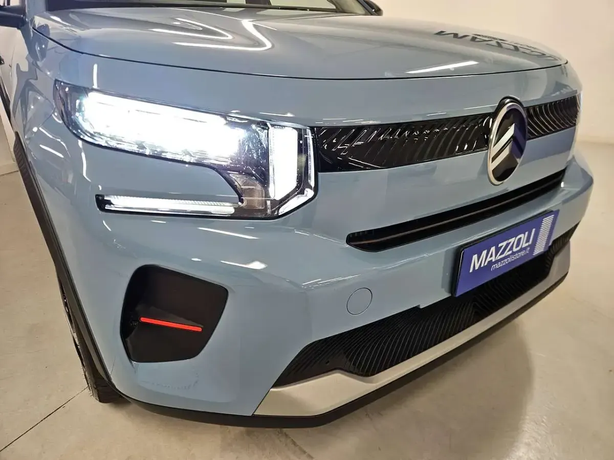 Nuova Citroën C3 109 CV (80 kW) 2025 Blu/azzurro Berlina