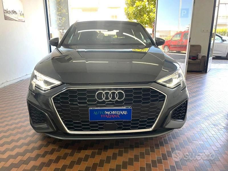 Usata Audi A3 115 CV (84 kW) 2024 Grigio Berlina