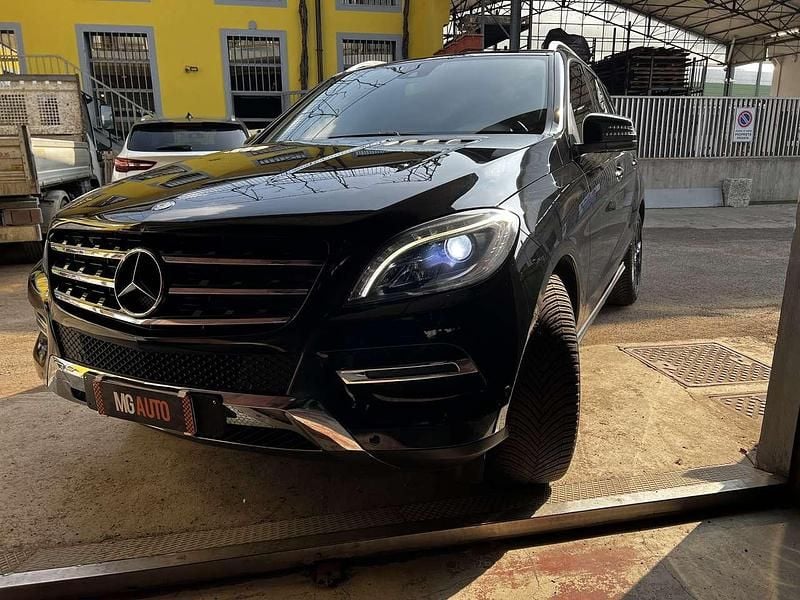 Usata Mercedes ML350 AMG 258 CV (189 kW) 2014 Nero SUV