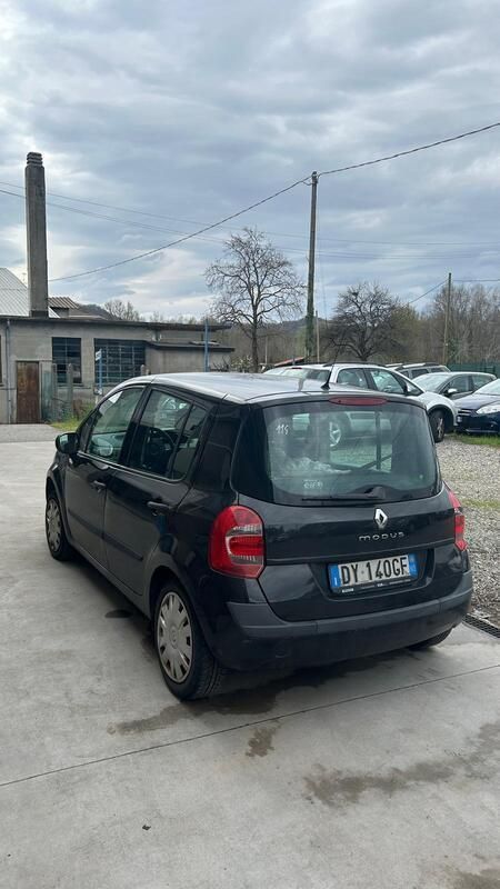 Usata Renault Modus Expression 75 CV (55 kW) 2010 Nero Monovolume