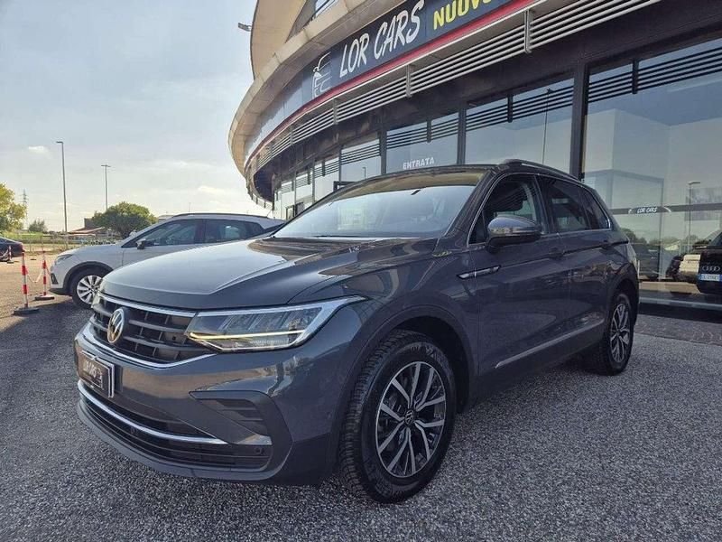 Grigio Usata 2021 VW Tiguan Elegance SUV | 25.800 € (Buon prezzo) - Immagine 1/4